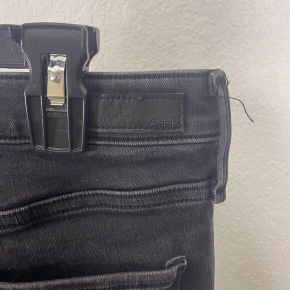 Abercrombie & Fitch Black Distressed Simone High Rise Ankle Skinny Jeans - Picture 5 of 7